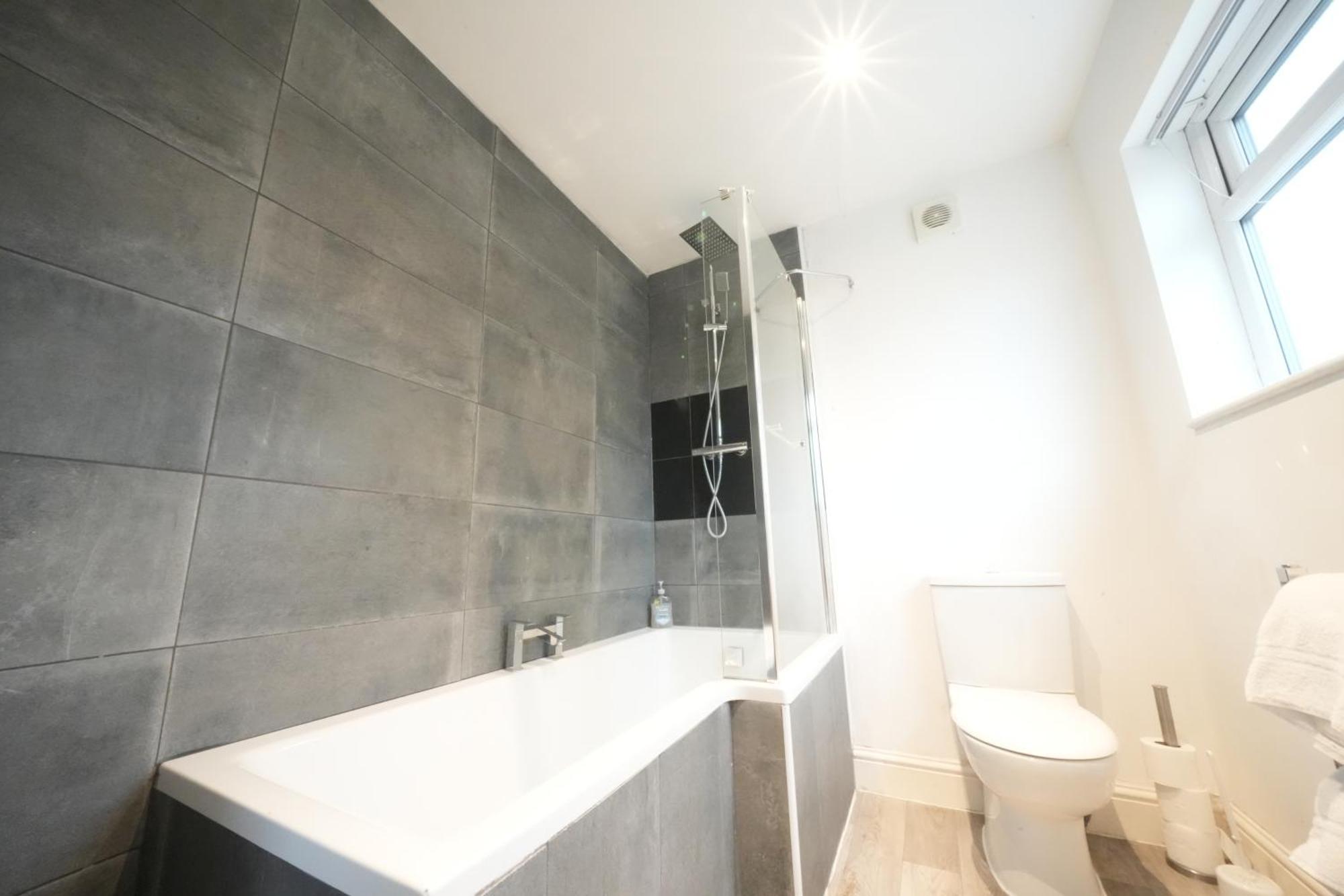 Grand Airport Ensuites Harmondsworth